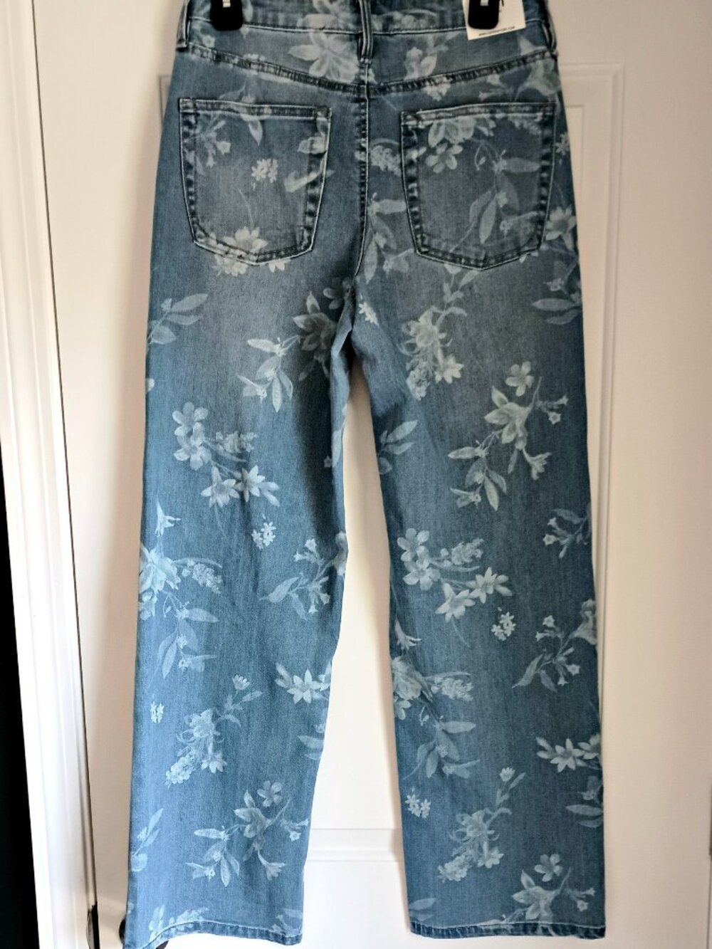 NEW! OAT FLORAL WIDE LEG HIGH RISE JEANS SZ 6/28 - Picture 3 of 4